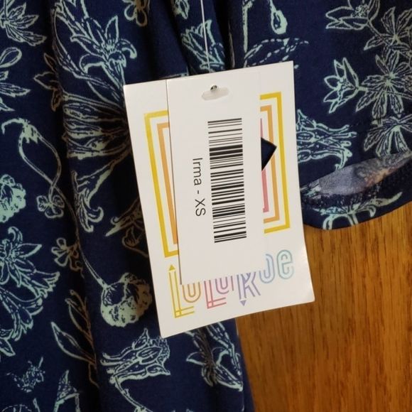 NEW LuLaRoe Floral Irma - Picture 6 of 8